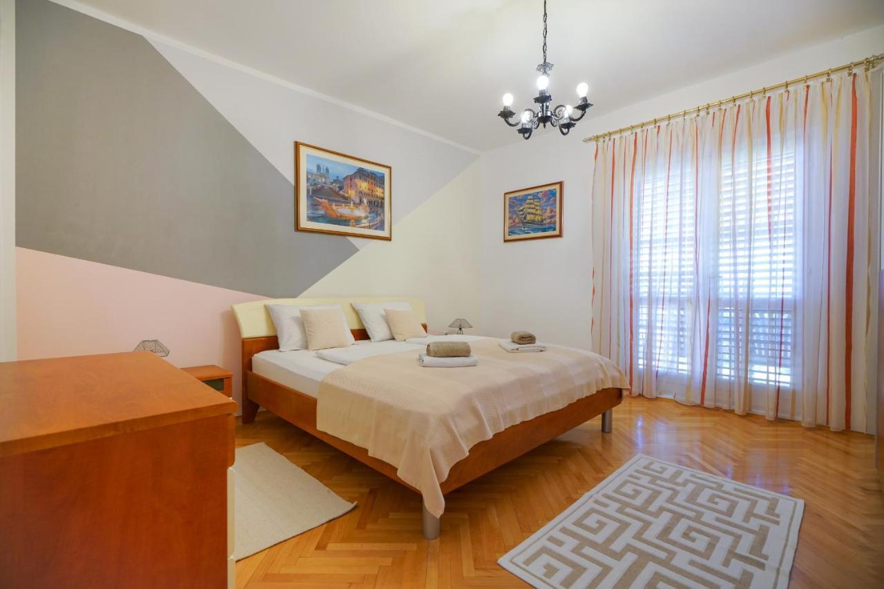Apartment Jardin With Free Cowered Parking 扎达尔 外观 照片