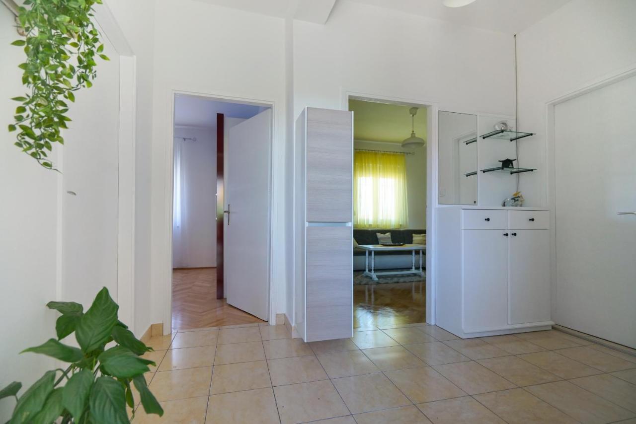 Apartment Jardin With Free Cowered Parking 扎达尔 外观 照片